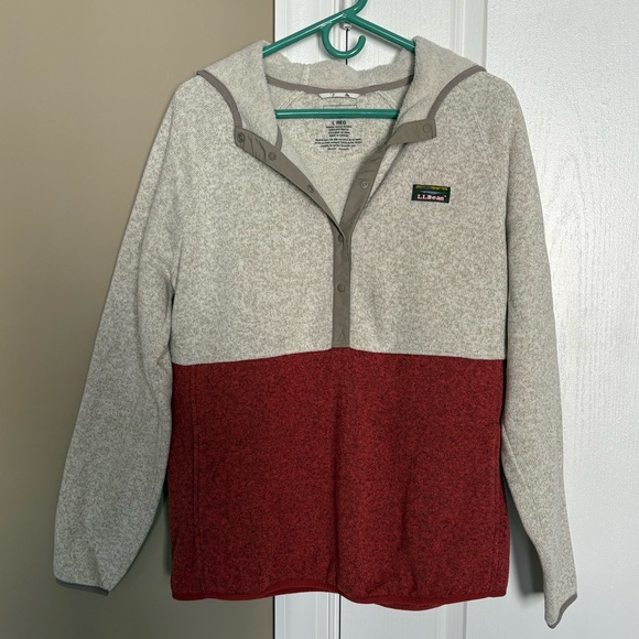 L.L. Bean Tops - L.L. Bean Women’s Colorblock Cozy Hoodie Sweatshirt. Size Large.